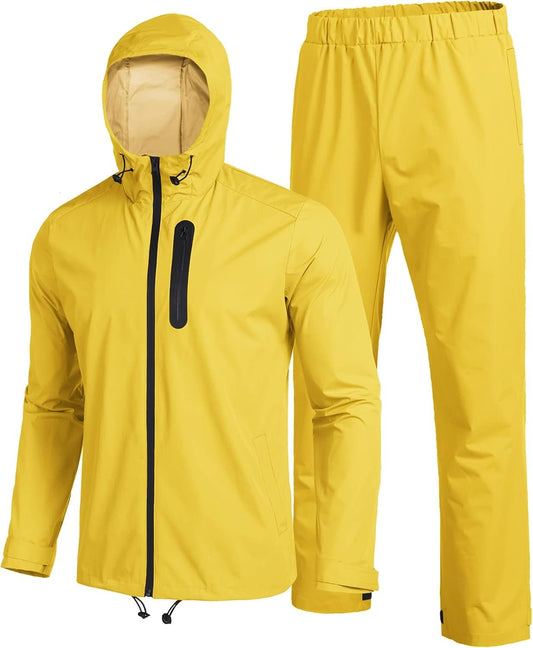 Stay dry and stylish with our Lightweight Men's Waterproof Rain Suit! Perfect for fishing and camping adventures. 🌧️💛 RainGear OutdoorEssentials - Sunday Runner’s